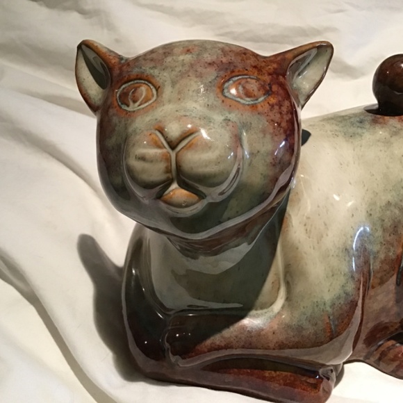 CERAMIC POTTERY MEDIUM SIZED GLAZED CAT FIGURINE - Picture 2 of 8
